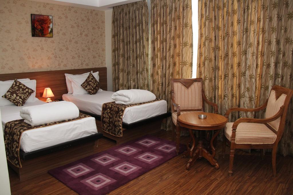 Hotel Maple Wood Ranchi Exterior foto
